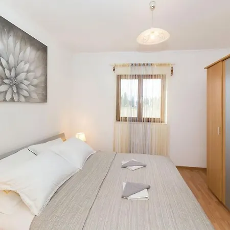 Vila Mediterranean Stylish With Pool In Kastel Stari - Six Bedroom With Pool