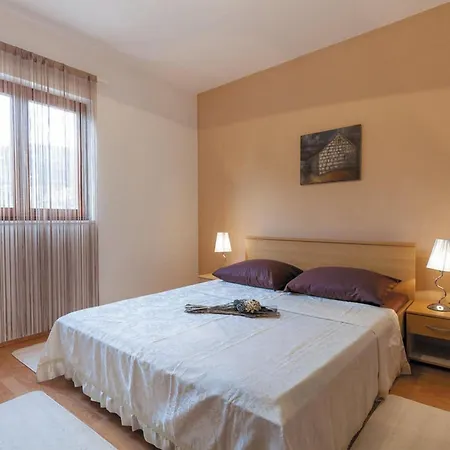 Vila Mediterranean Stylish With Pool In Kastel Stari - Six Bedroom With Pool